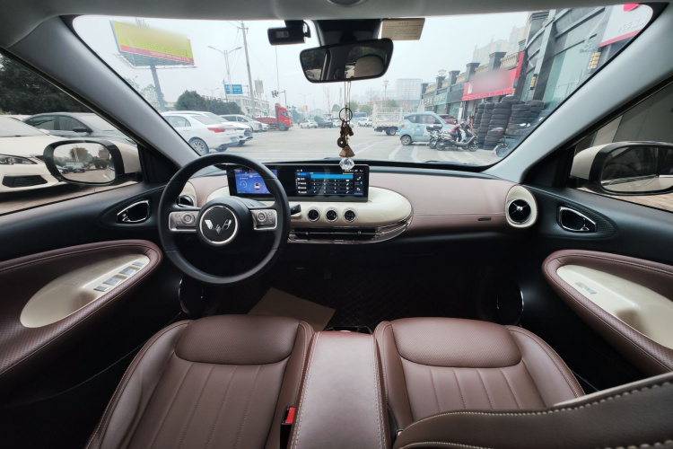五菱汽车 五菱缤果 2023款 333km 悦享+款中控内饰7004