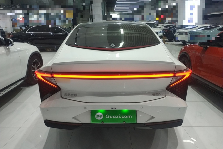 灵悉L 2024款 头号玩家版车身外观6004