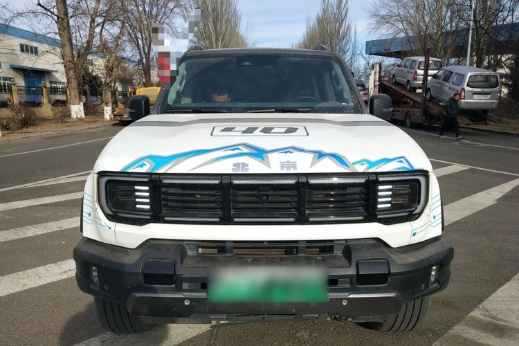 北京越野BJ40增程 2025款 进阶版车身外观2