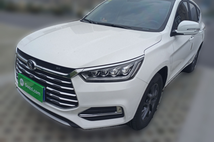 比亚迪 宋 2020款 经典版 1.5T 自动精英型车身外观1