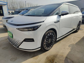 小鹏X9 2025款 740超长续航 Max