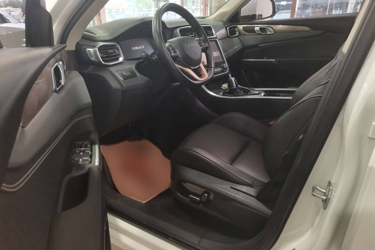 领克01 2018款 2.0T 两驱型+版中控内饰7002