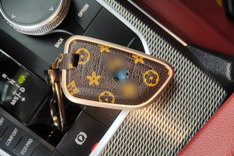 宝马3系 2022款 325Li M运动曜夜套装中控内饰7001