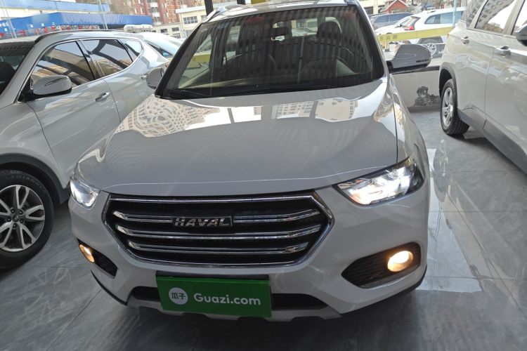 哈弗H6 2021款 运动版 1.5T 自动精英智联型 六边形格栅车身外观2