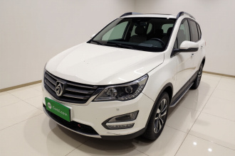 宝骏560 2016款 1.8L 手动豪华型