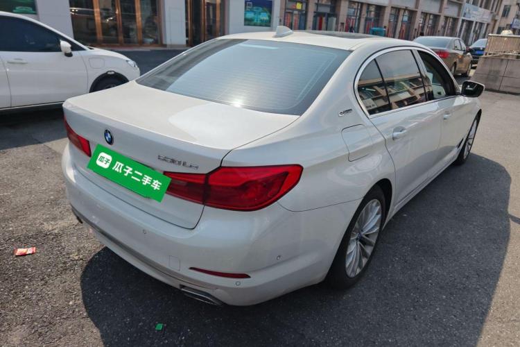 宝马5系新能源 2019款 改款 530Le 先锋版车身外观7