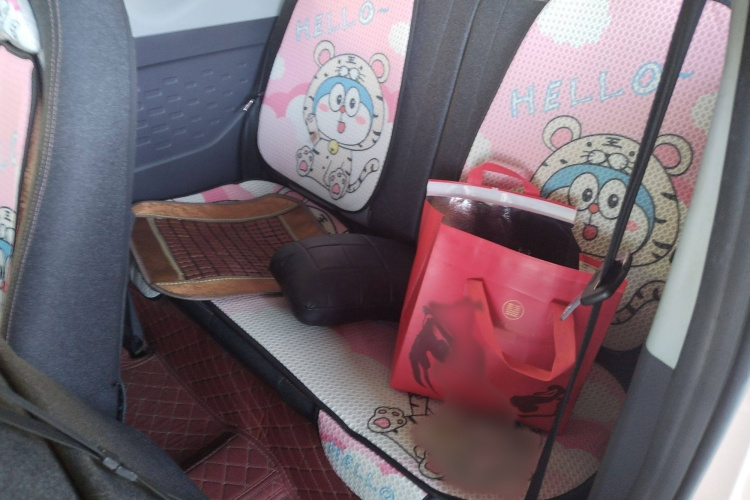 奇瑞新能源 QQ冰淇淋 2022款 170km 圣代 磷酸铁锂中控内饰7007