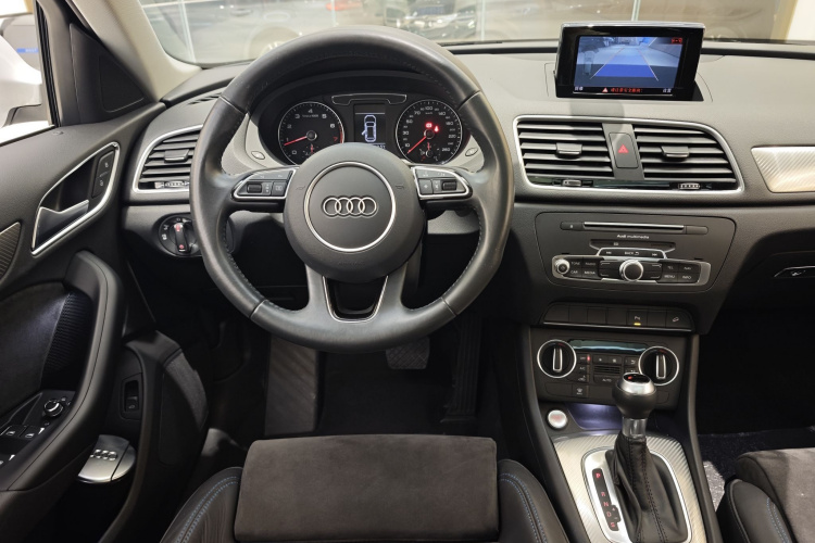 奥迪Q3 2018款 30周年年型 35 TFSI 运动型局部细节13