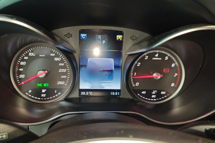 奔驰GLC 2017款 GLC 260 4MATIC 豪华型局部细节14