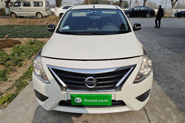 日产 阳光 2015款 1.5XE CVT舒适版车身外观2