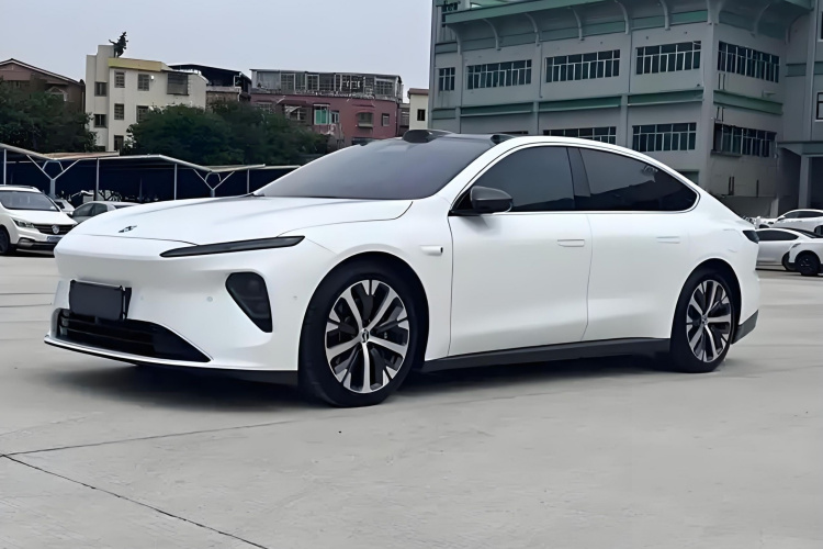 蔚来ET7 2022款 100kWh 首发版车身外观1