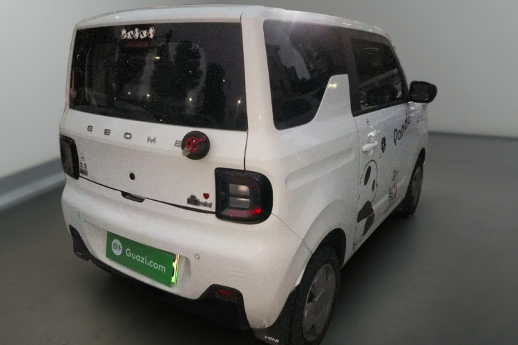 吉利银河 2023款 熊猫mini 200km 耐力熊车身外观7