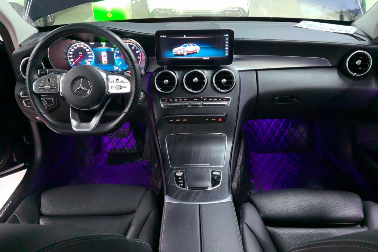 奔驰C级 2020款 改款 C 260 L 运动版中控内饰12