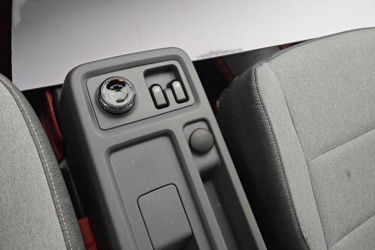 五菱汽车 五菱扬光 2025款 310KM 客车版宁德时代定制版局部细节18