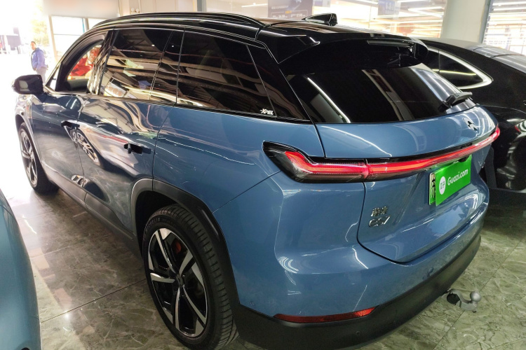 蔚来ES7 2022款 100kWh 首发版车身外观4