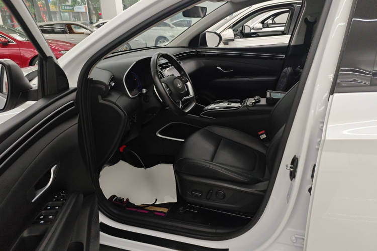 现代 2023款 途胜L 1.5T 自动两驱GLX精英版中控内饰19