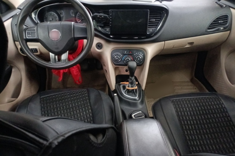 菲亚特 菲翔 2012款 1.4T 自动悦享版中控内饰12