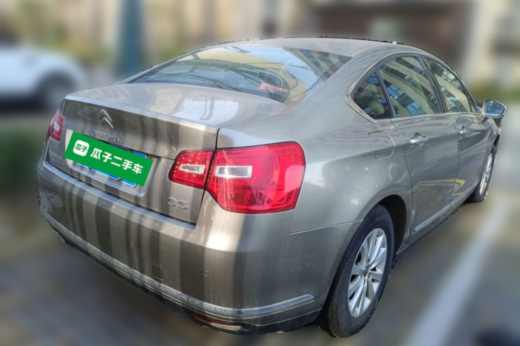 雪铁龙C5 2014款 2.0L 自动尊享型车身外观7