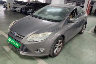 福特 福克斯 2012款 三厢 1.6L 自动风尚型