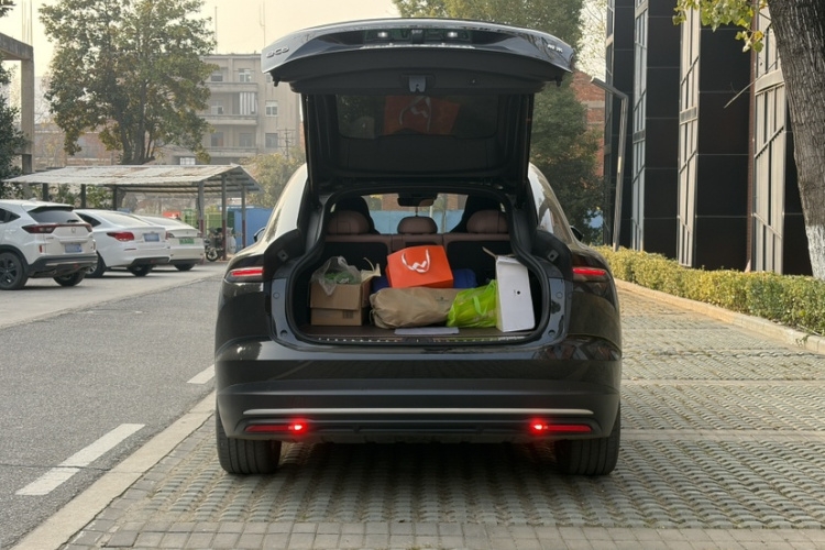 蔚来EC6 2024款 75kWh局部细节23