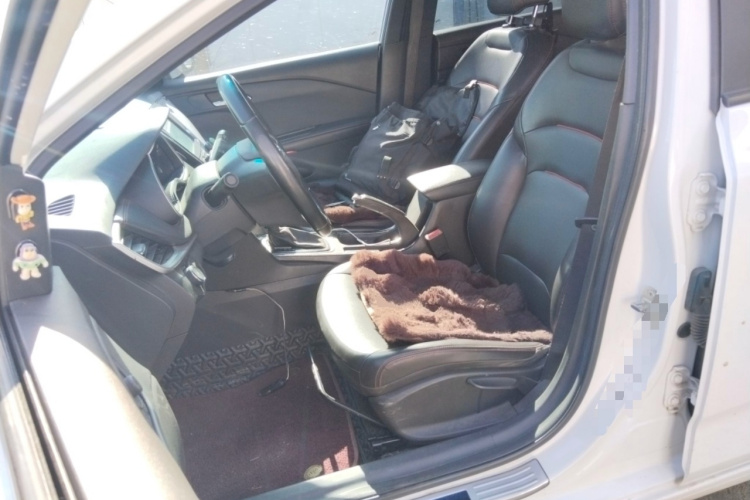 雪佛兰 科鲁泽 2019款 RS 330T 自动畅快版 国VI中控内饰19