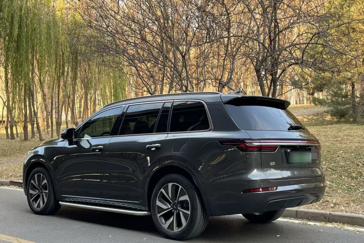 理想汽车 理想ONE 2021款 增程6座版车身外观6004