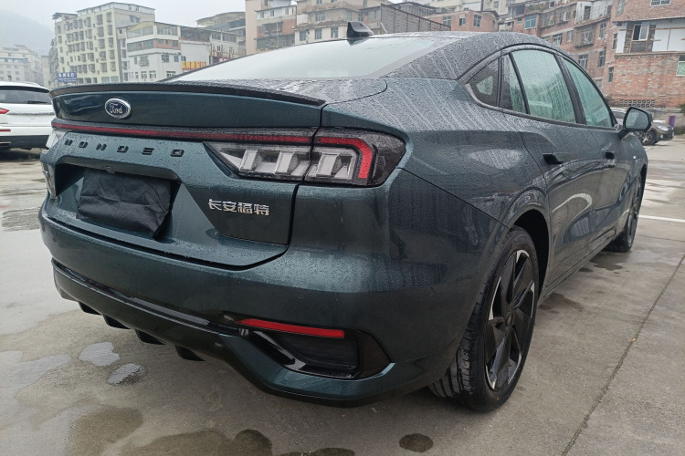 福特 蒙迪欧 2023款 1.5T E-混动 ST-Line车身外观7