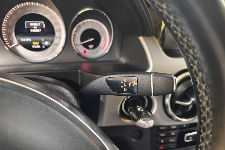 奔驰GLK级 2015款 GLK 260 4MATIC 动感型 极致版中控内饰7004