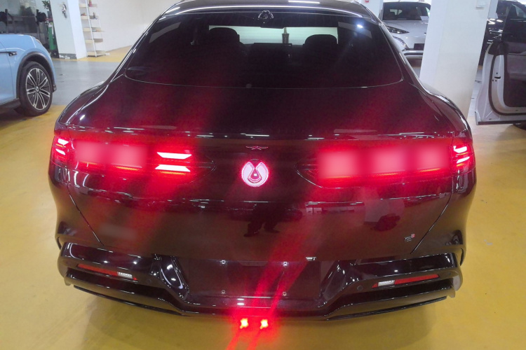 腾势Z9 2024款 1100km 四驱Ultra版车身外观6004