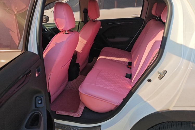 雪铁龙C3-XR 2019款 230THP DCT ORIGINS百年臻享版中控内饰7004