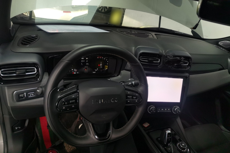 领克03 2022款 2.0TD DCT劲Pro中控内饰7002