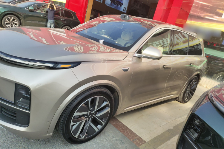 理想汽车 理想L9 2024款 Ultra车身外观6003