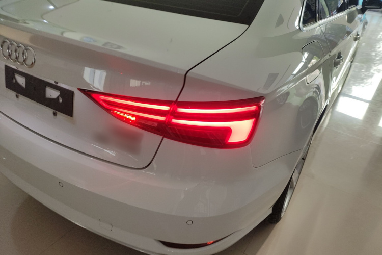 奥迪A3 2020款 Limousine 35 TFSI 风尚型 国VI车身外观9