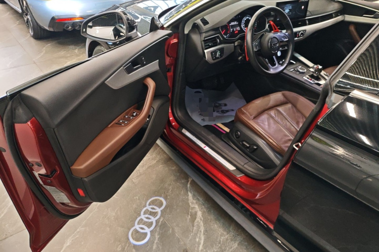 奥迪A5 2017款 Sportback 45 TFSI 时尚型中控内饰20