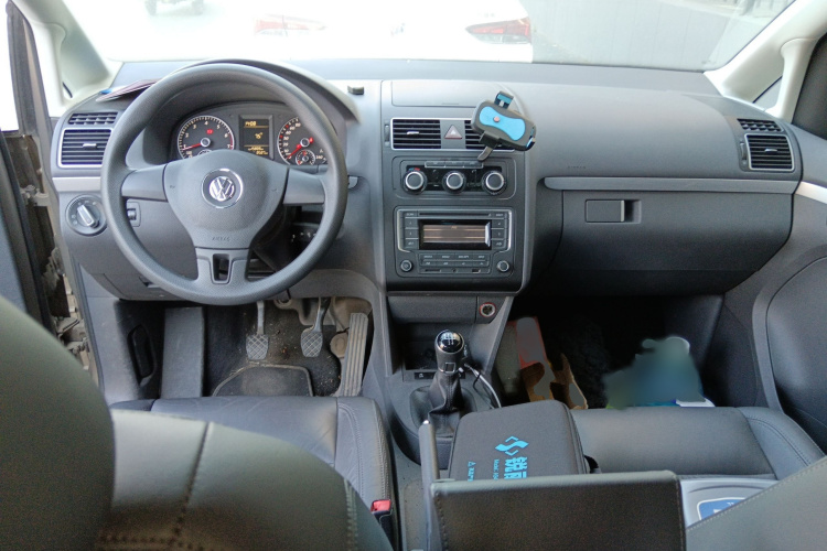 大众 途安 2015款 1.4T 手动舒适版5座中控内饰7002