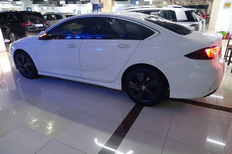 别克 君威 2019款 GS 28T 精英型 国VI车身外观6003