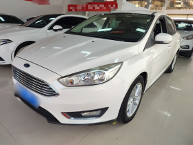 福特 福克斯 2017款 三厢 EcoBoost 180 自动精英型