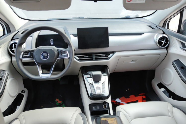 比亚迪 元Pro 2021款 一生一世版中控内饰12