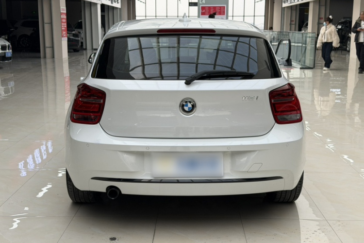 宝马1系(进口) 2013款 改款 118i 运动型车身外观6003