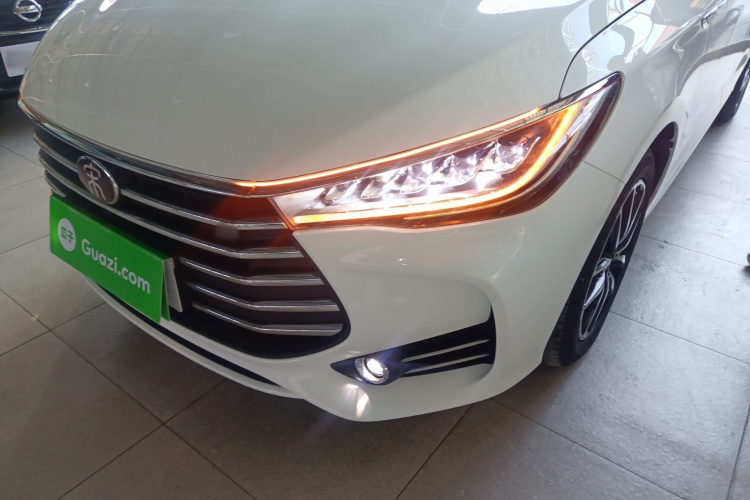 比亚迪 宋MAX 2017款 1.5T 自动智联精英型 7座局部细节36