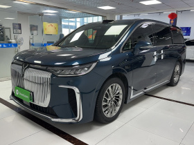 岚图汽车 岚图梦想家 2025款 PHEV 四驱旗舰乾崑版