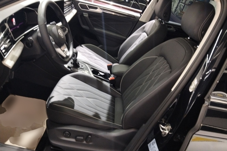 大众 途观L 2024款 330TSI 自动两驱智享版局部细节19