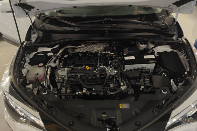 丰田 奕泽IZOA 2021款 2.0L 奕享版机舱底盘24