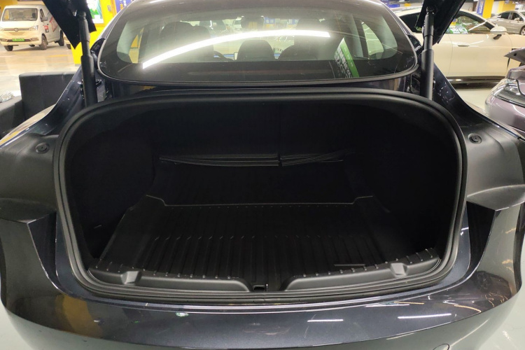 特斯拉 Model 3 2023款 长续航全轮驱动版局部细节23
