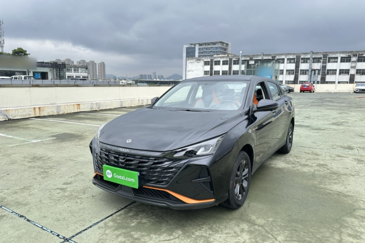 东风风神 奕炫 2023款 马赫版 1.5L 自动追影版中控内饰7004