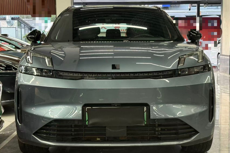 领克08 EM-P 2025款 220km 四驱性能Halo车身外观6003