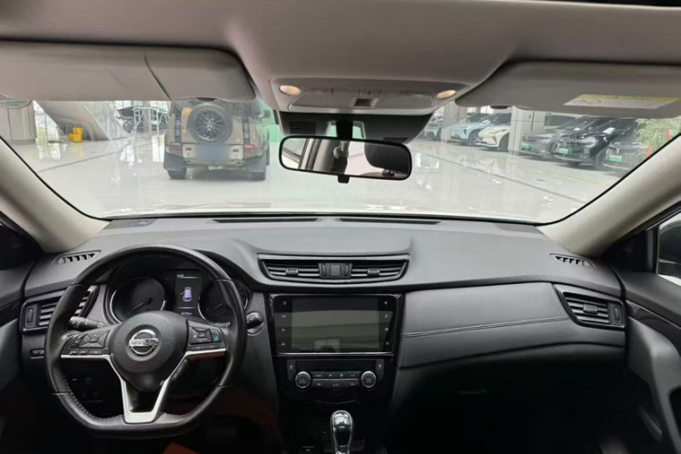 日产 奇骏 2021款 2.5L CVT 4WD XL ITS豪华纪念版中控内饰7003