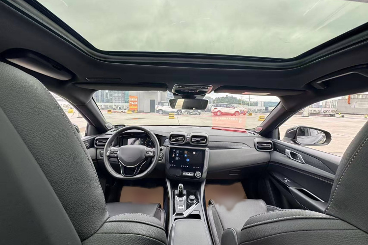 领克03 2021款 2.0TD 自动劲 冠军版中控内饰7010