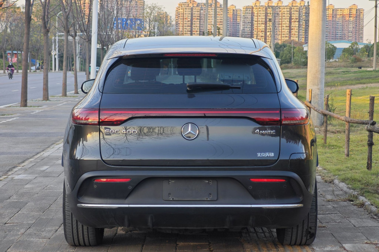 奔驰EQC 2022款 改款 EQC 400 4MATIC车身外观6004