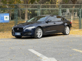 捷豹XFL 2020款 XFL 2.0T P200 两驱赛旗版